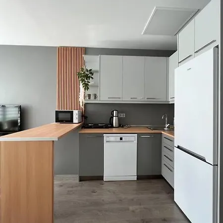 Atasehir Apartment *